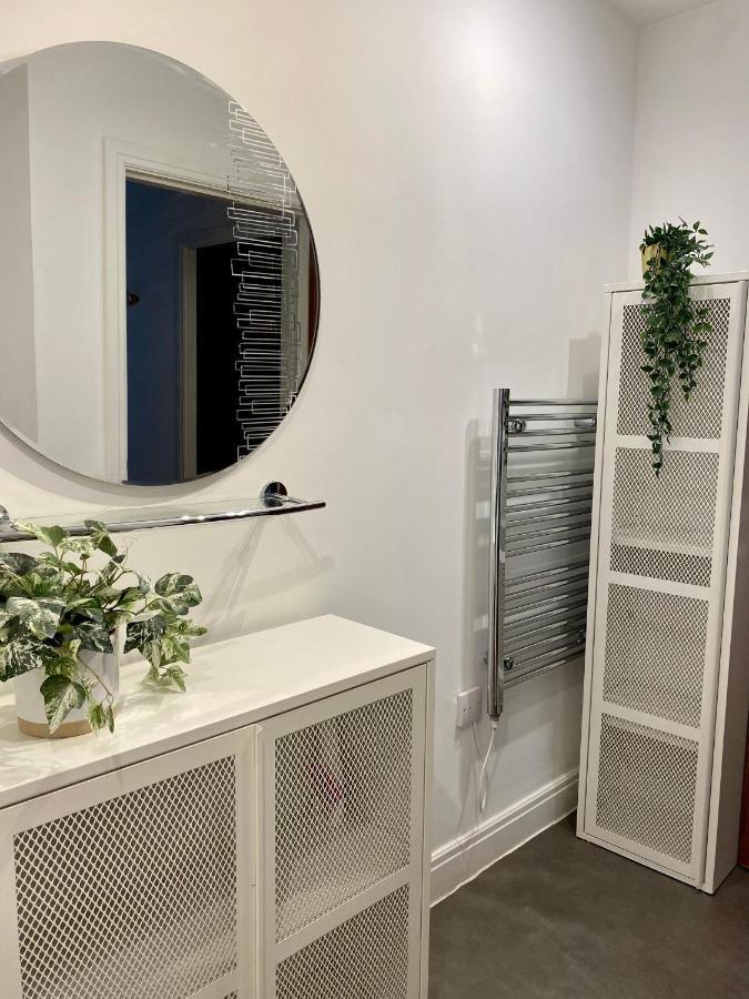 City Centre Chester Waterways Apartment Esterno foto