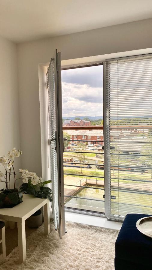City Centre Chester Waterways Apartment Esterno foto