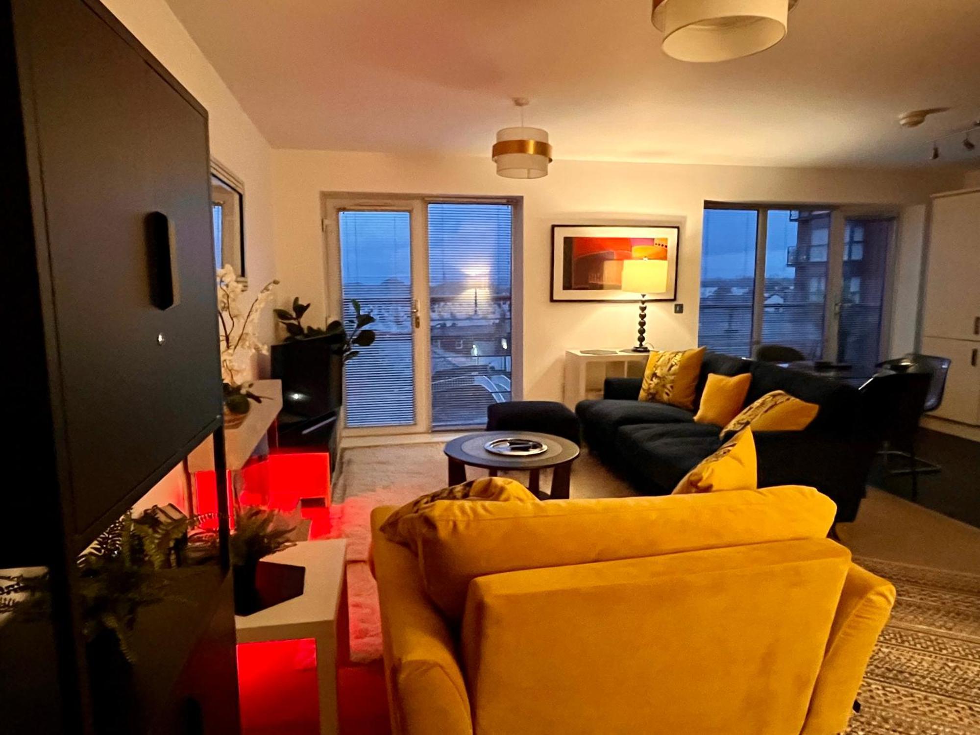 City Centre Chester Waterways Apartment Esterno foto